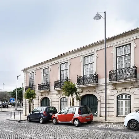 Belem Ambassador Apt *